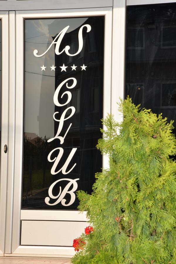 As Club Bed and Breakfast Βελιγράδι Εξωτερικό φωτογραφία